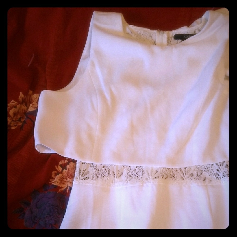 Chic Cropped White Mini Dress Forever 21 ❤